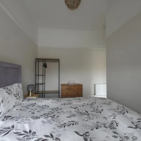 بيت للعطل The Wild Atlantic Townhouse *